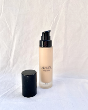 Lavinde Copenhagen Natural Glow Liquid Foundation  203 Sand