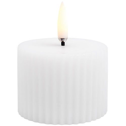 Led Pillar Candle Grooved  Smooth    8x4   Cm Nordic White   Stk