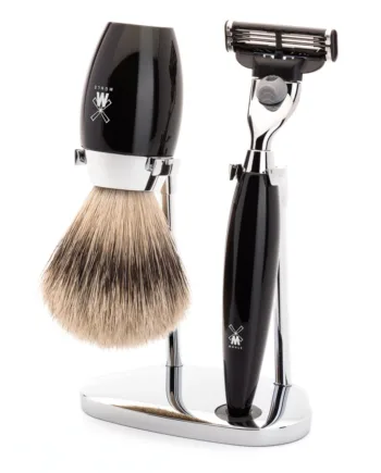Mühle Shaving Barbersæt Med Mach3 Skraber  Barberkost Og Holder  Kosmo  Sort Kunstharpiks