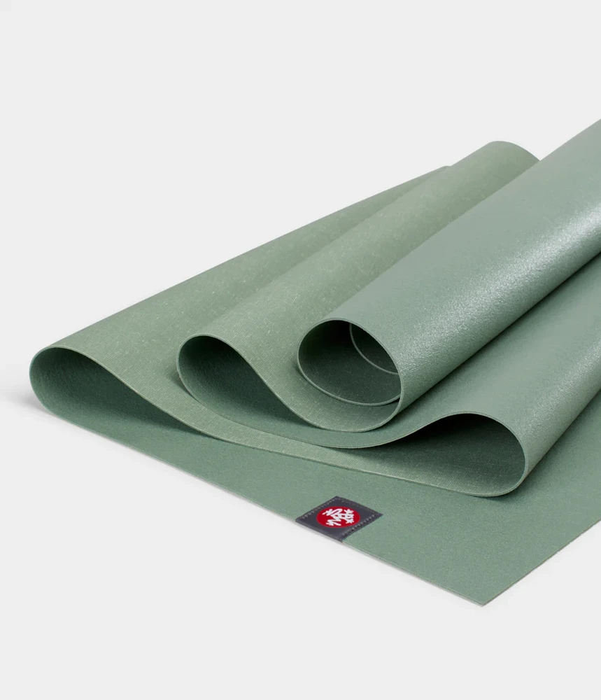 Manduka Eko Super Lite Rejse Yogamåtte   5mm  Leaf Green Ekstra Længde